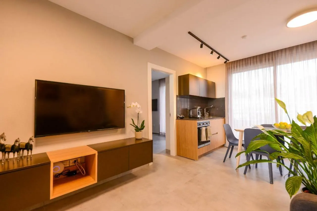 Apartman Luxury Suites By Notaly Ariel Haifa